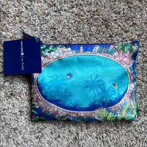 (4/$10) UA body amenity kit